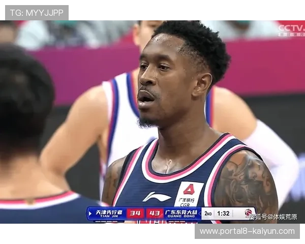 特蕾莎·韦瑟斯庞从球员转型教练，推动联赛创新