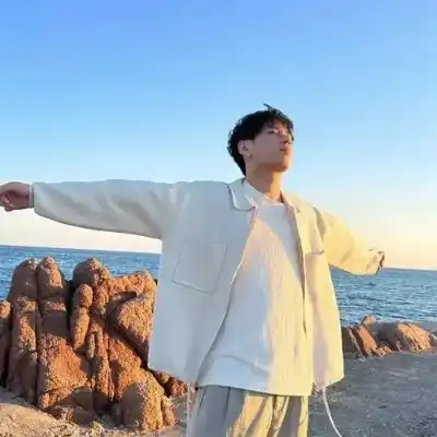 李荷